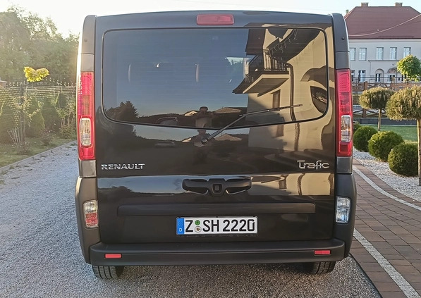 Renault Trafic cena 39900 przebieg: 243000, rok produkcji 2009 z Tyczyn małe 154